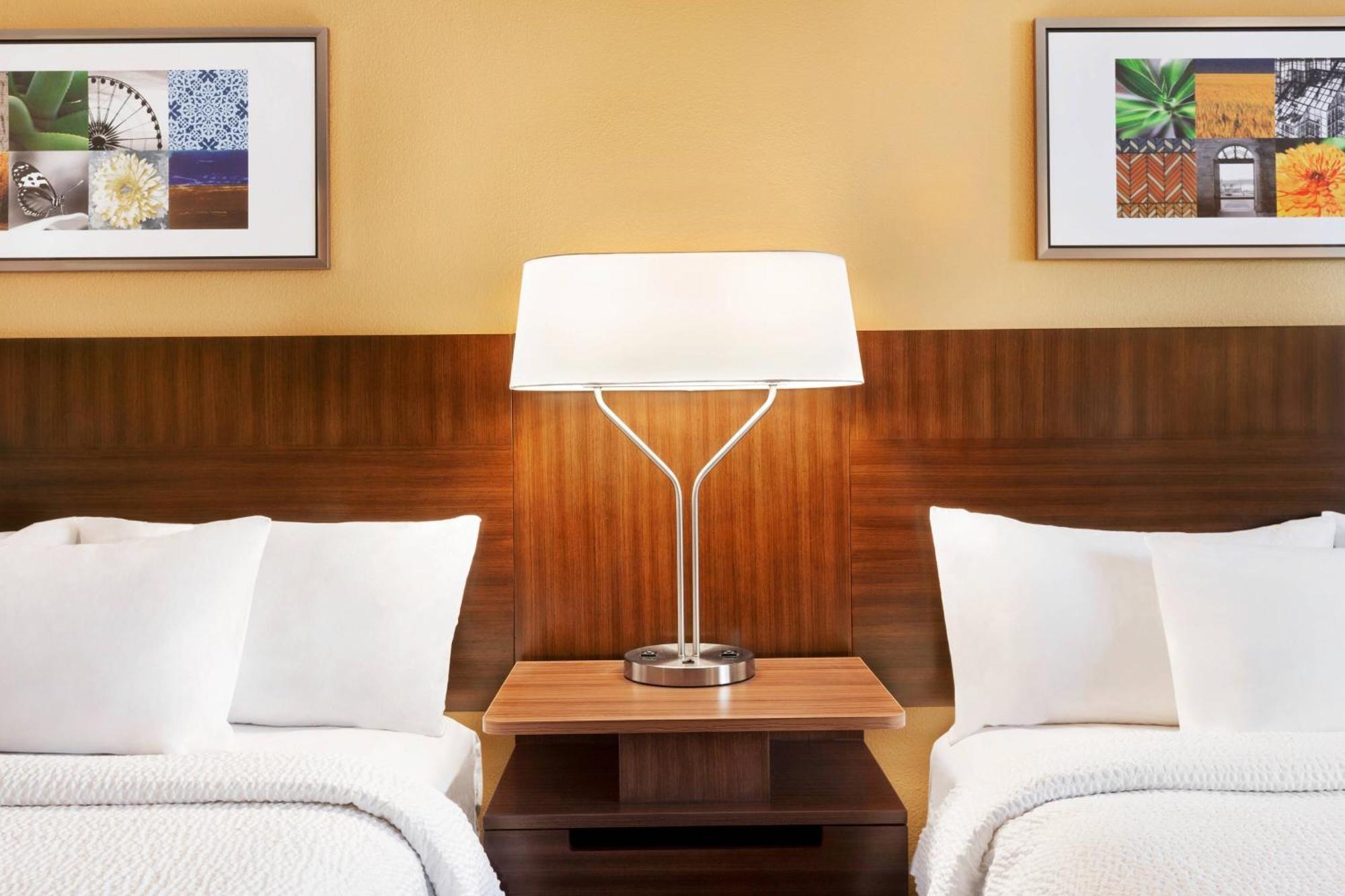Fairfield Inn Розвилл Экстерьер фото