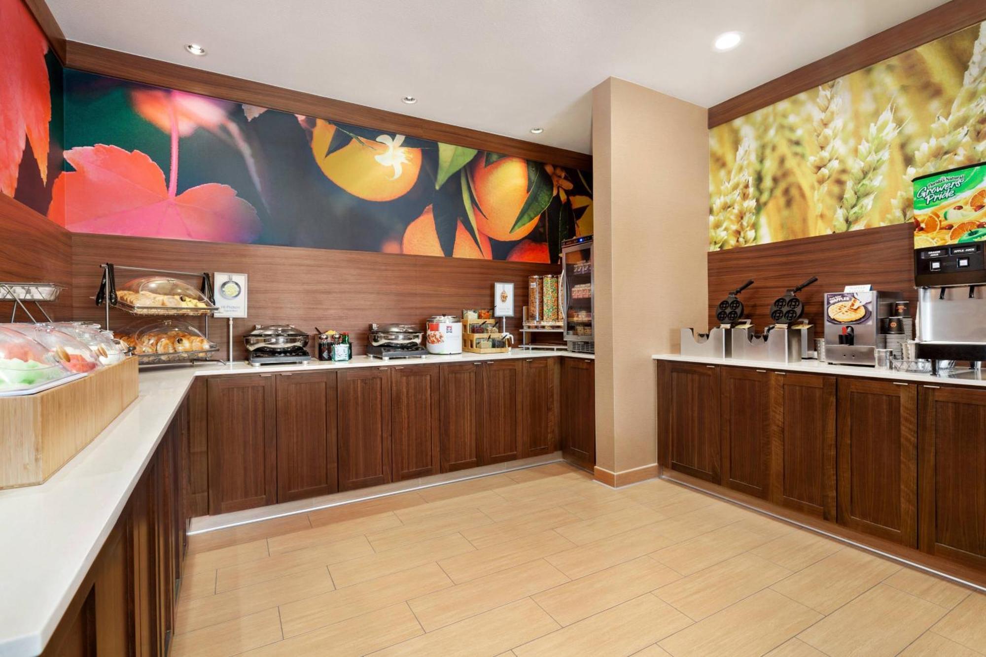 Fairfield Inn Розвилл Экстерьер фото